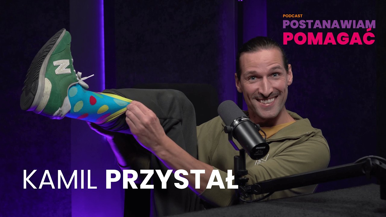 KAMIL PRZYSTAŁ. Chyba tylko on nie trąbi w korku, za to... podaje dalej | #pomagam2026