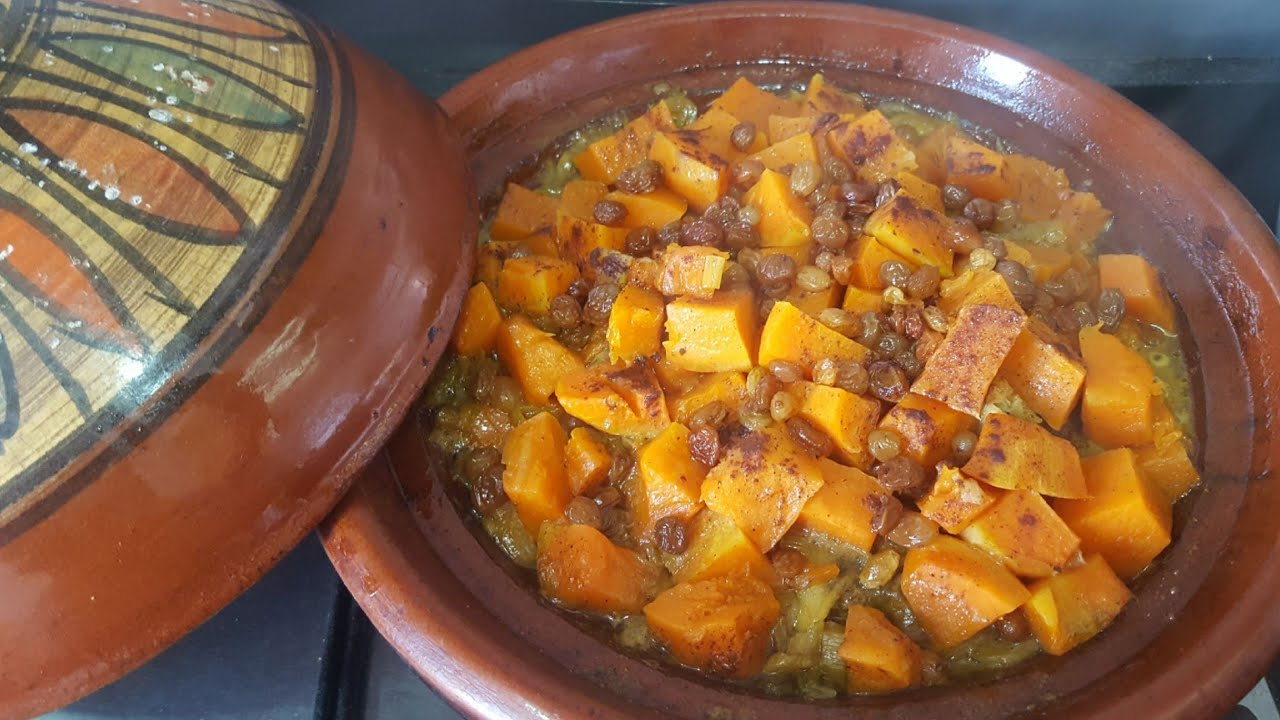 طاجين بالقرعة الحمرا والزبيب معسل وبنين من الذ الطواجن المغربية 🇲🇦 بنة ومنفعة👌