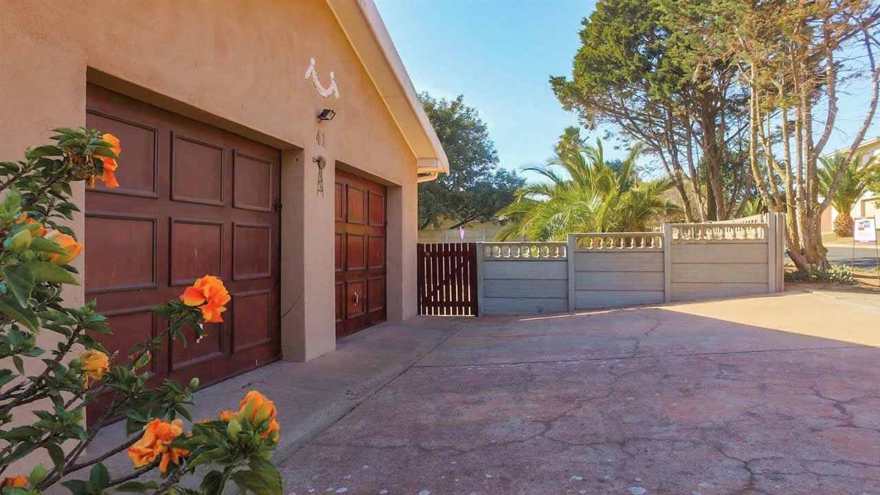 3 Bedroom House for sale in Western Cape | West Coast | Saldanha | Vredenburg |