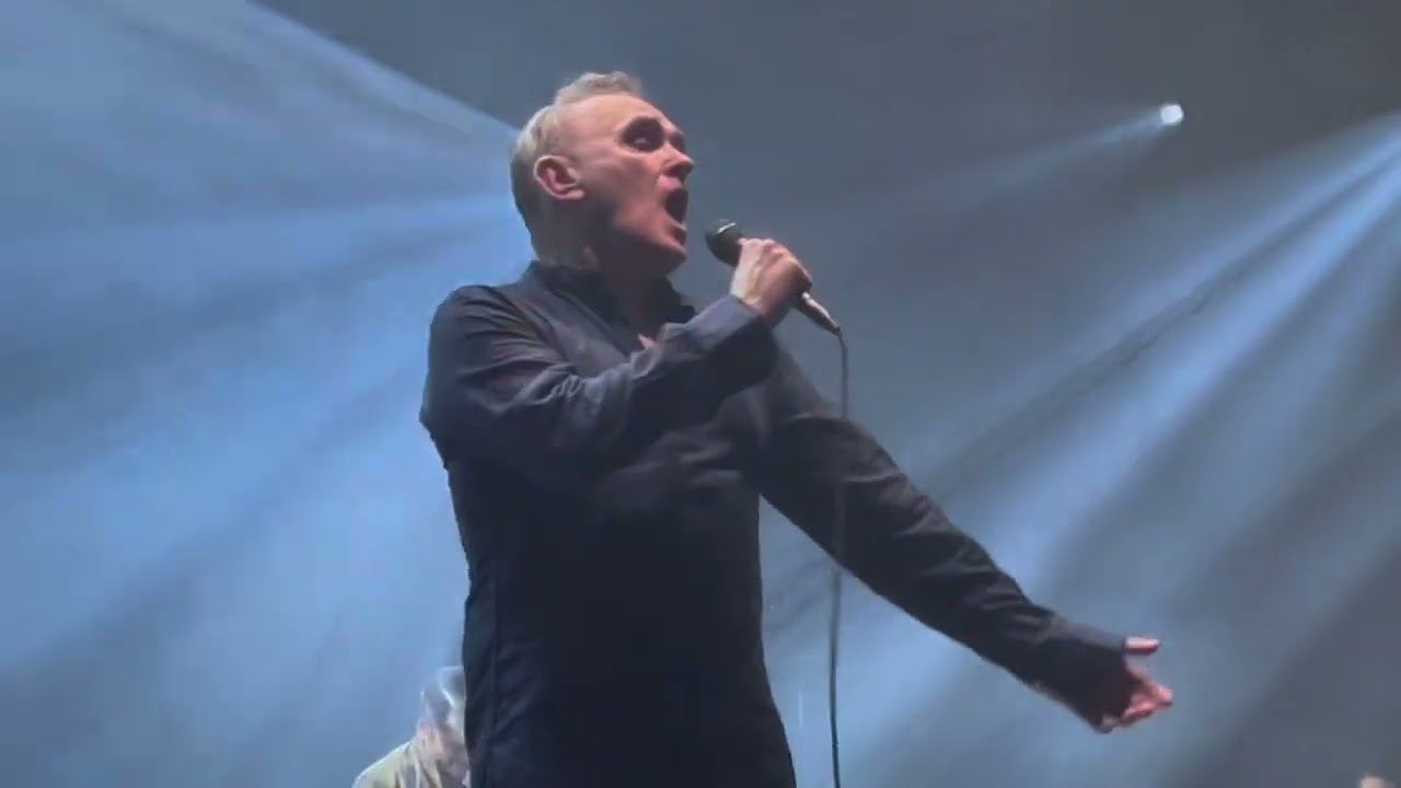 Morrissey - Suedehead - Live @ Bozar, Brussels - 16/03/2023