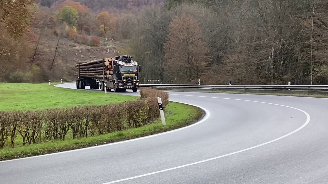 Mit Langholz durch die Eifel Arocs 3358