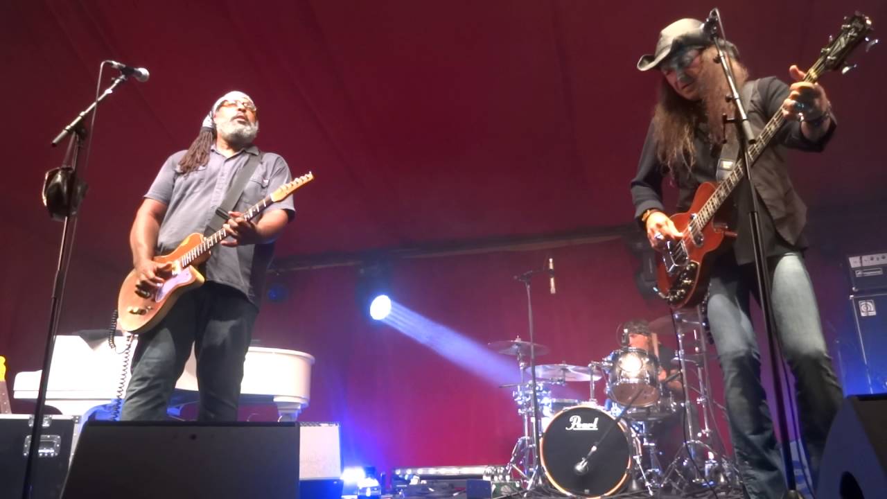 ALVIN YOUNGBLOOD HART - Big Mama's Door . LIVE . Edinburgh Scotland 2016
