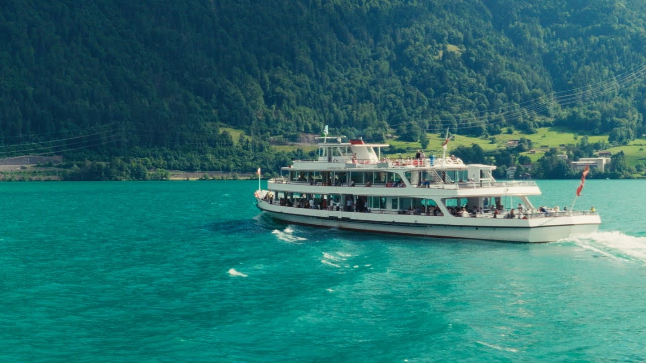 Golden Hour in the Alps: A Dynamic Ferry Journey from Interlaken to Thun | 4K