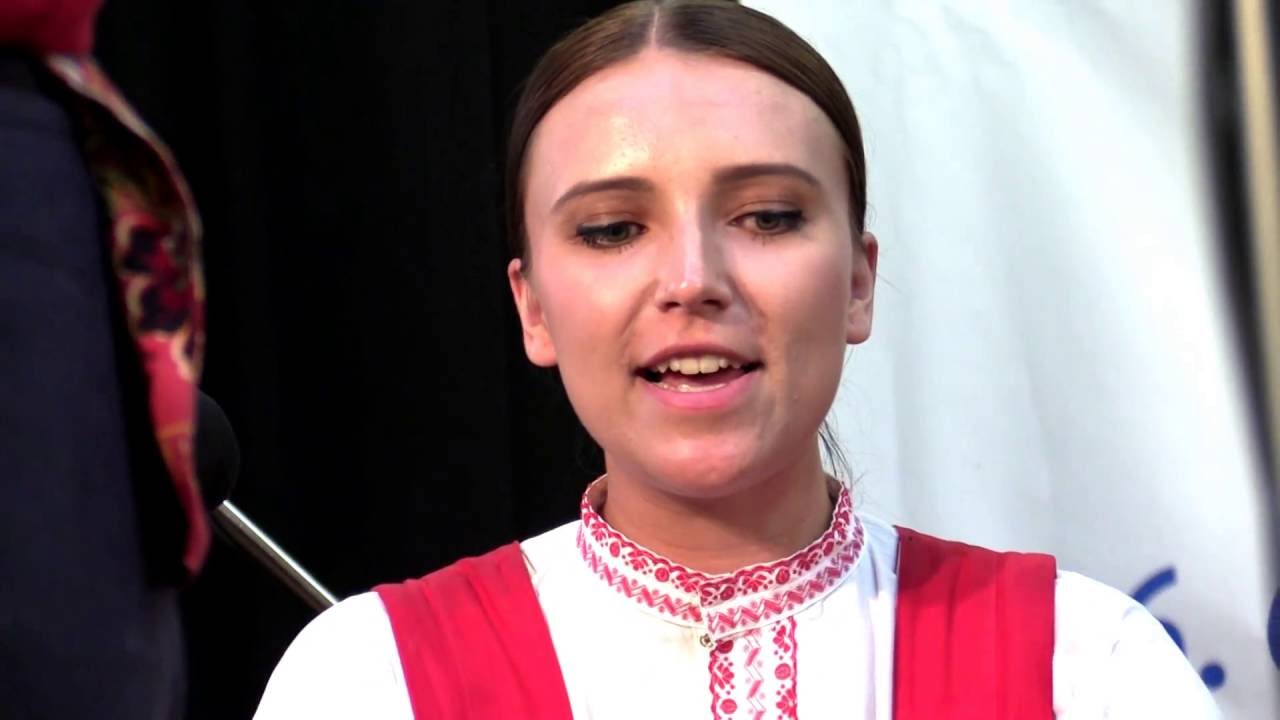 STARÝ PODDVOROV-CM Friška s primášem Davidem Vašulkou na Zpěváčkovi Slovácka