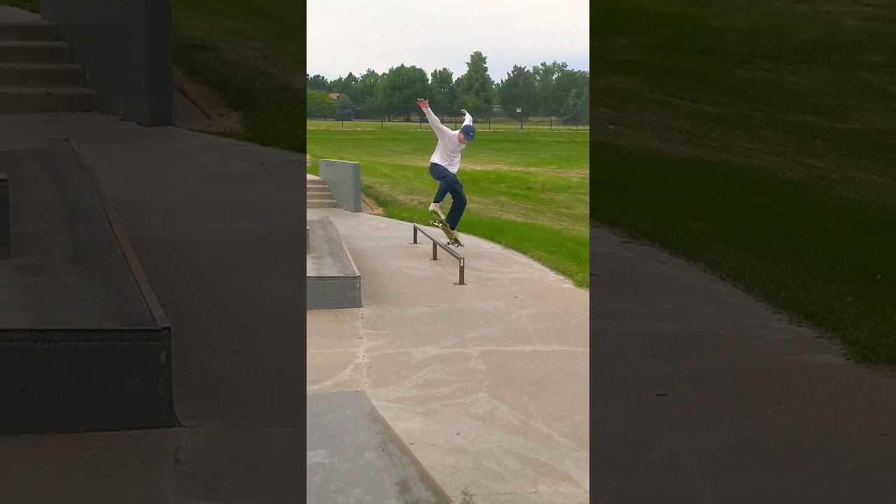 Bs Boardslide Front-shuv out