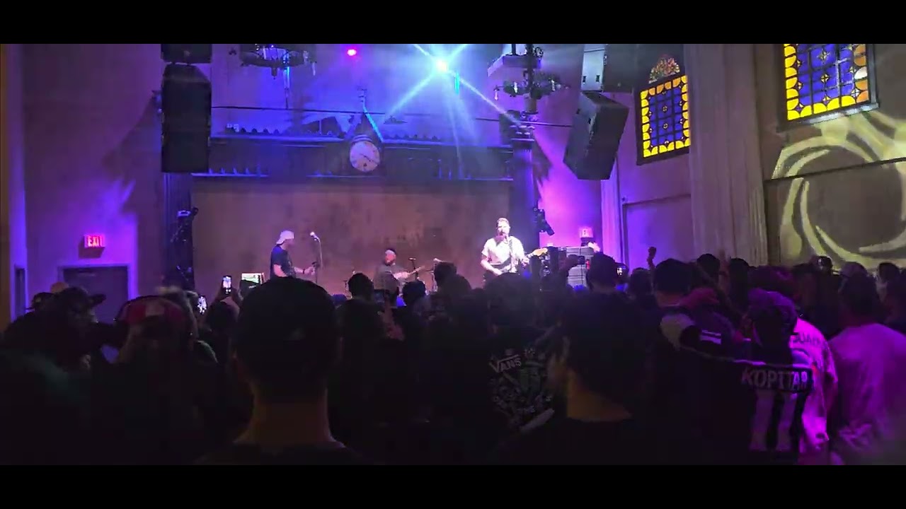 Driveways (Full Set) , Anaheim, CA 2/20/2025 House of Blues (The Parrish)