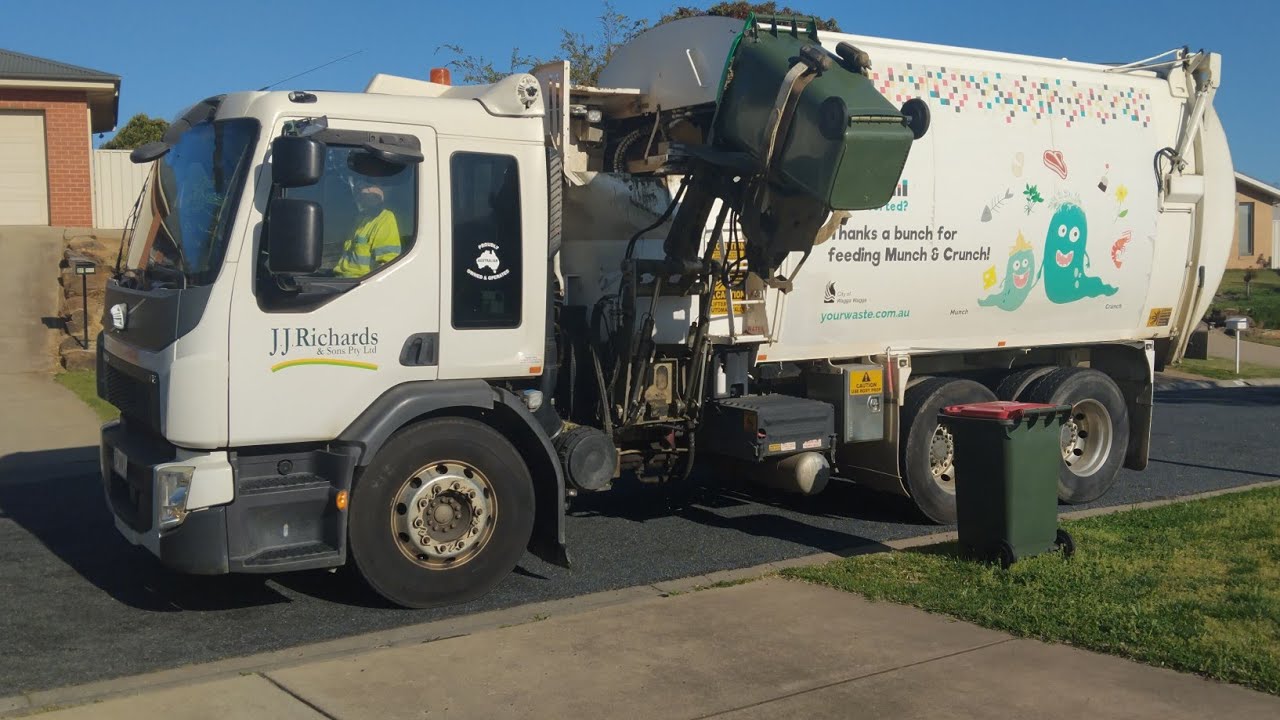 Wagga Wagga speedy green waste in 17CZ