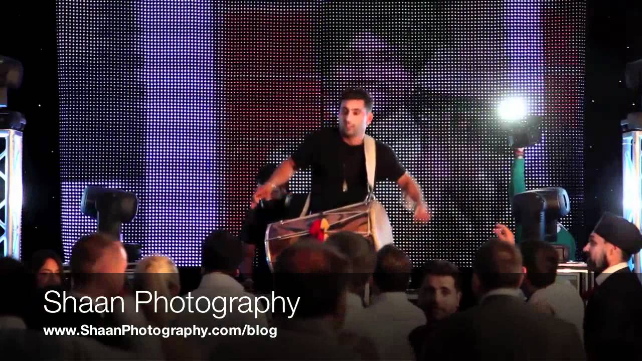 Shaan Photography London Presents - Dhol Player Dips from Kamology Road Show