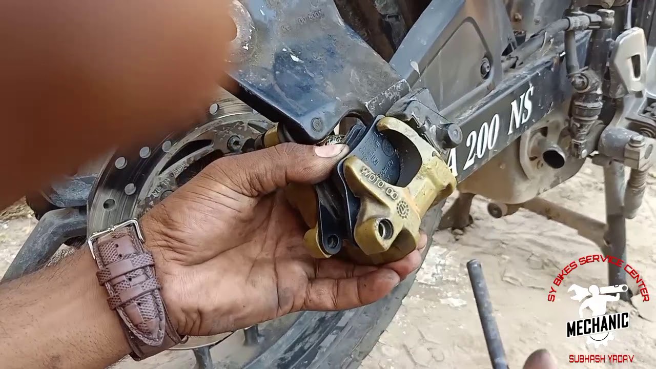 Disc Pad Change Pulsar 200 NS / disc pad fitting pulsar 200 NS / how to replace disc pad rs 200 /