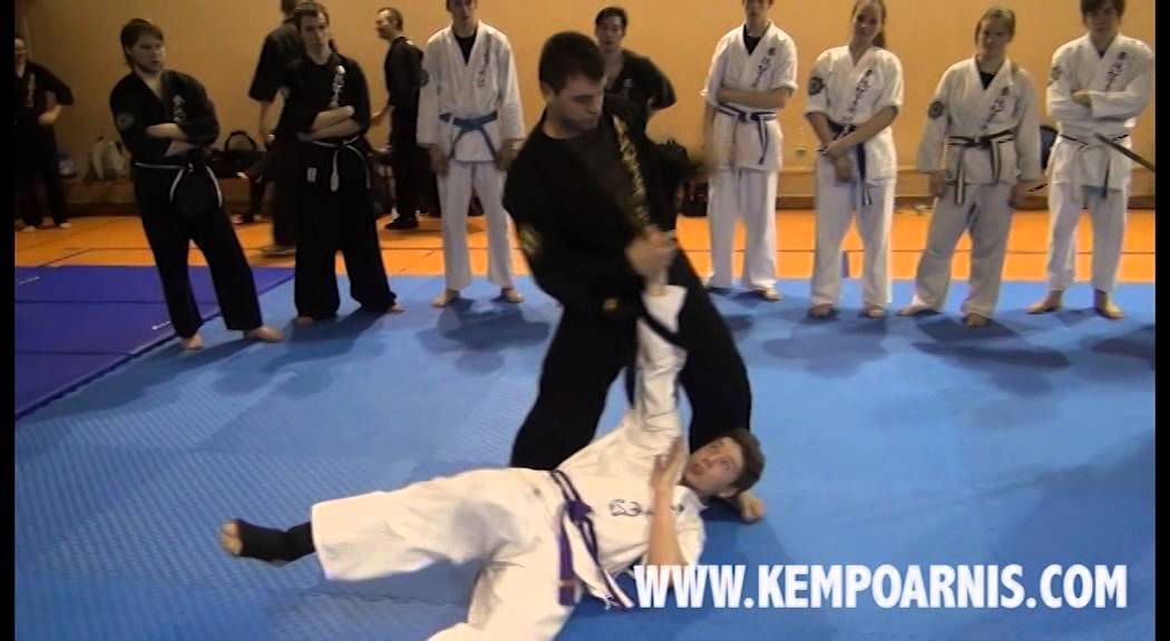 Realistic karate - kata bunkai - KEMPO ARNIS