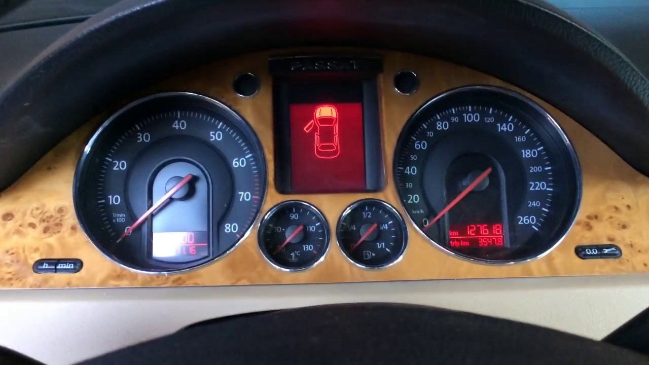 Чистим дроссельную заслонку BVY 2 0 FSI на Фольксваген Пассат B6 2007 года Volkswagen Passat B6