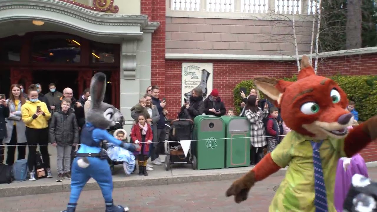 [4K] Disneyland Paris 30th Anniversary Parade (incl. new song Dream… and Shine Brighter!)