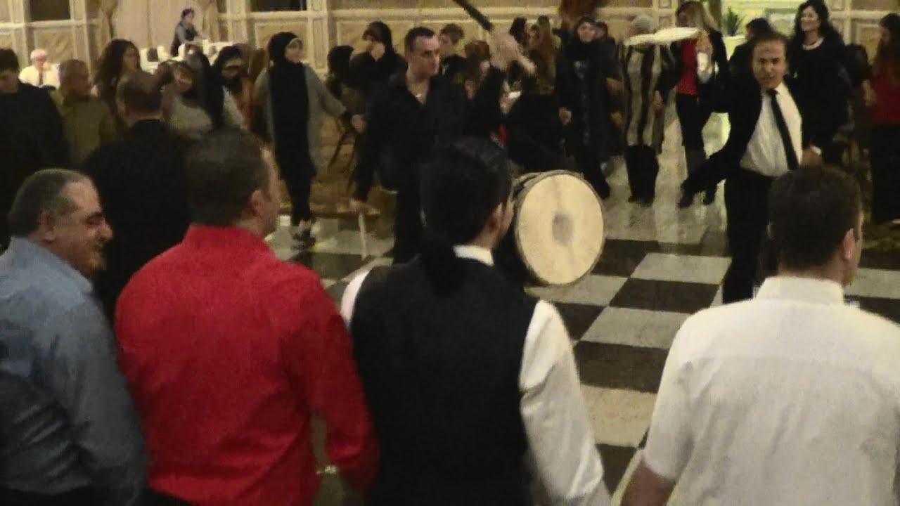 lebanese dabke medley-layalina dabke