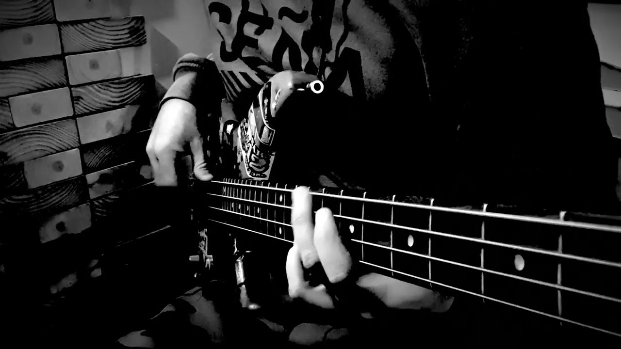 Mantecoso DIVIDIDOS Cover Bajo