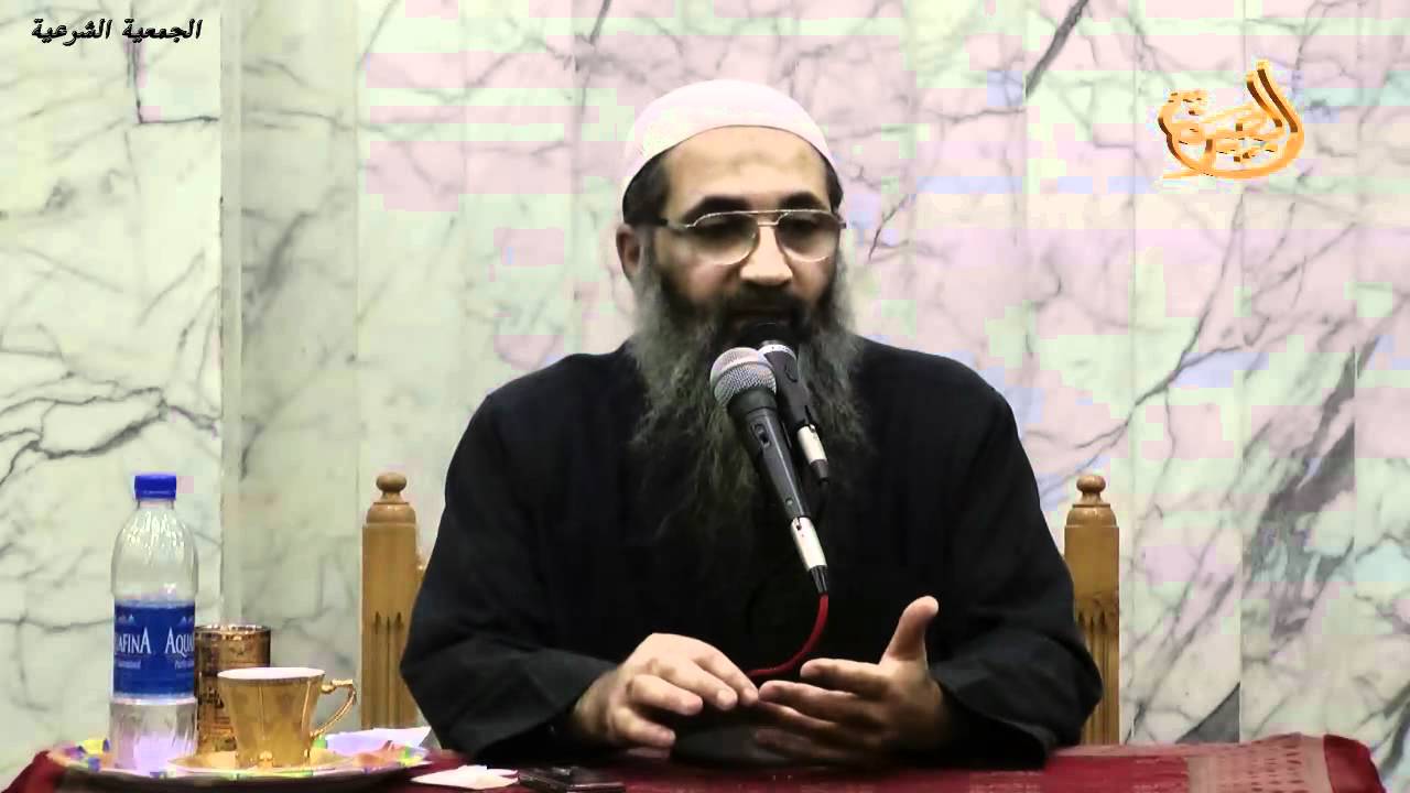 طلب الرقية منافي لكمال التوحيد وهل يقاس على ذلك التداوي