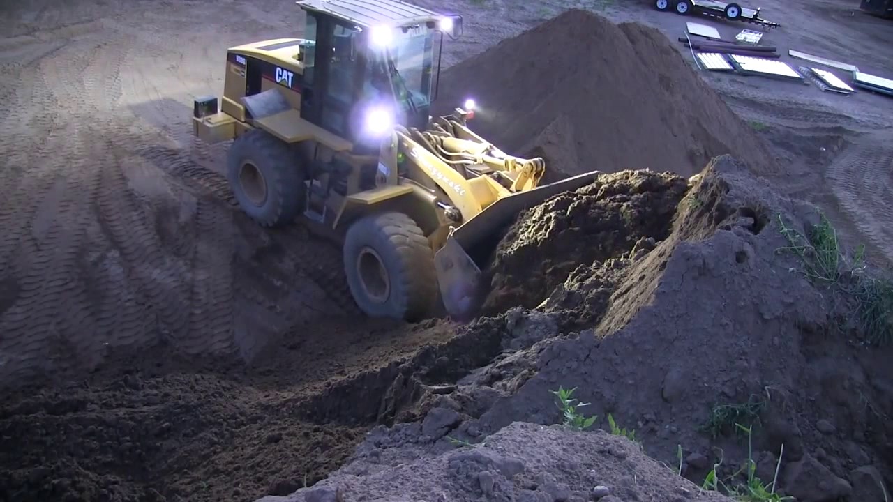 TYRI Lights Per&uacute; | Construction Wheel Loader - LED Upgrade