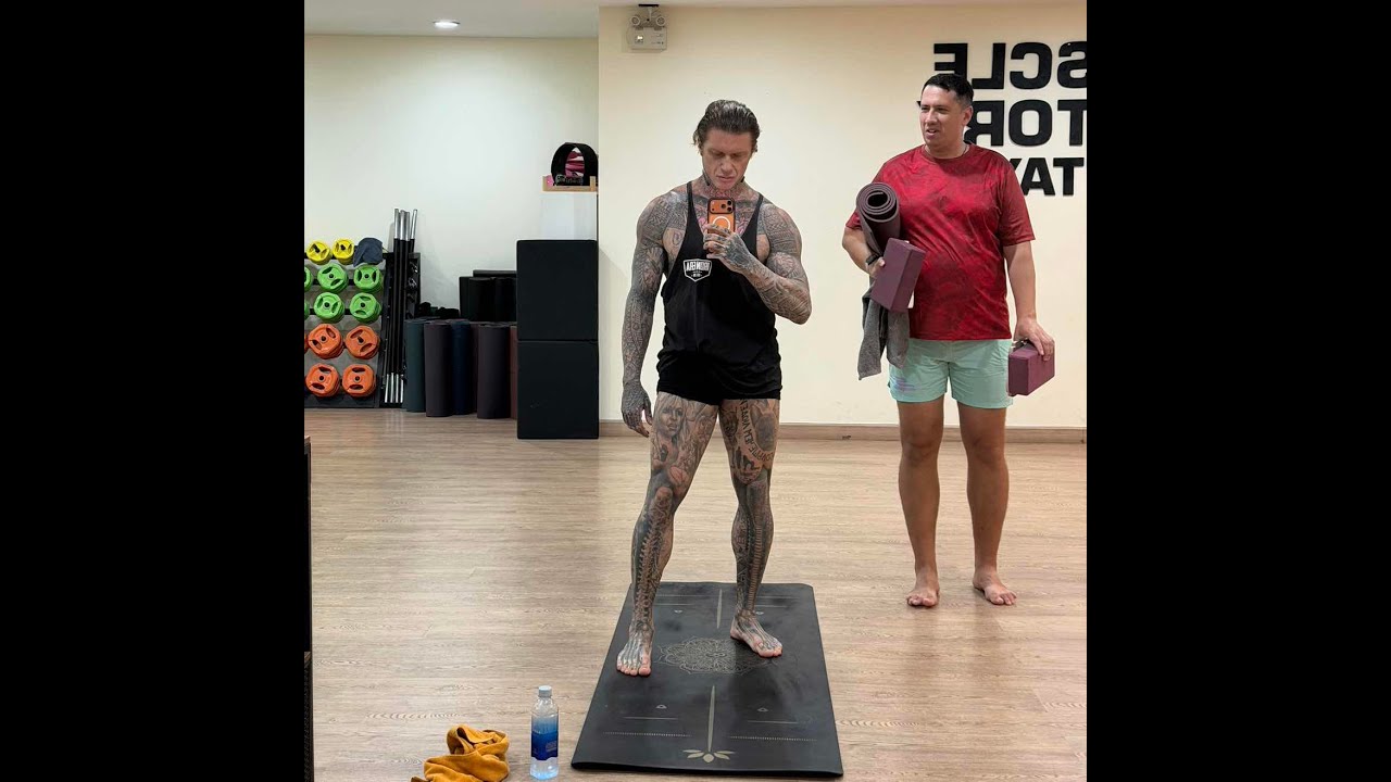 Йога в зале утренняя / Stas Kirbitov 🏝️ PATTAYA STREAM🏝️ #stream #live #pattaya