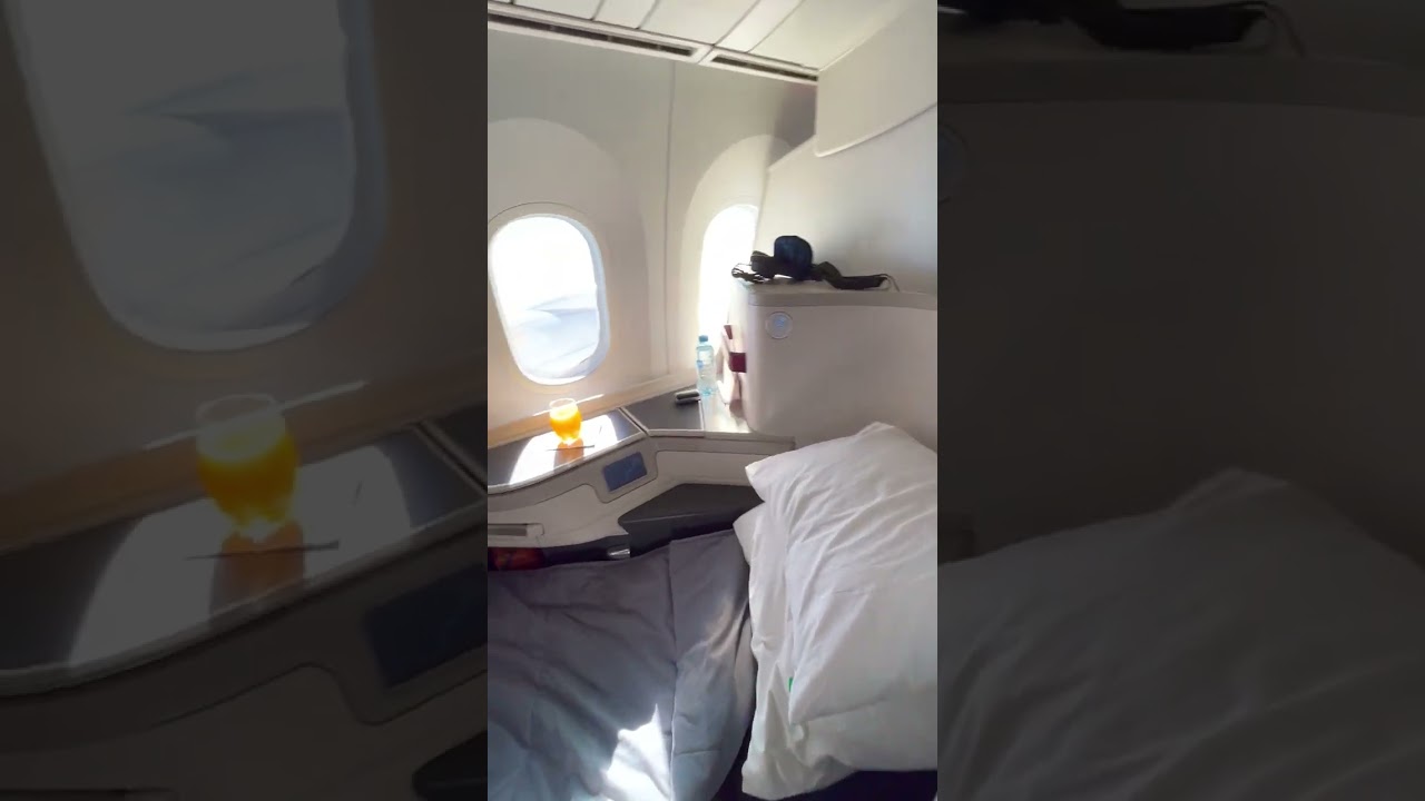 AeroMexico's Stunning Business Suite!