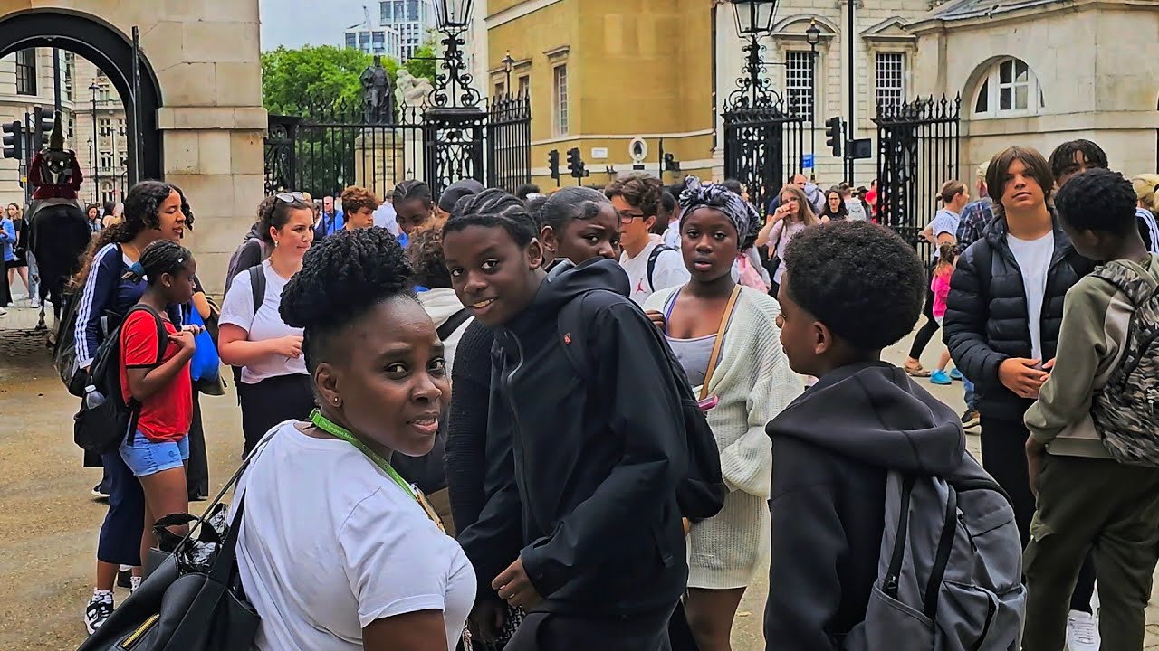 RUDE IDIOTS VISIT AND DISRESPECT THE GUARD AS TEACHER CAN'T KEEP CONTROL at Horse Guards!