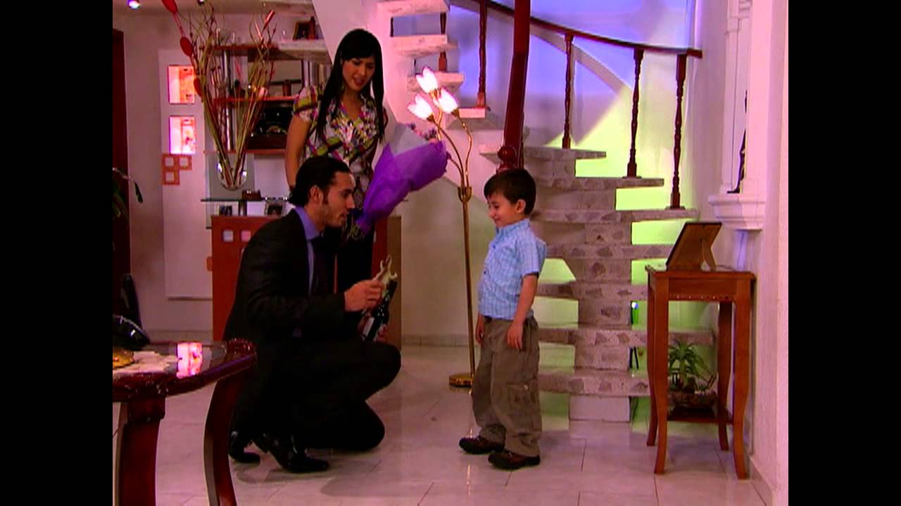 Lo Que Callamos Las Mujeres - El amor todo lo puede