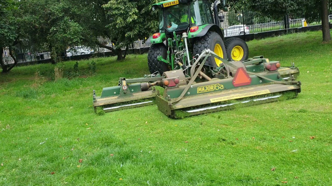 Grass cutting Machine | Southall Park London UK