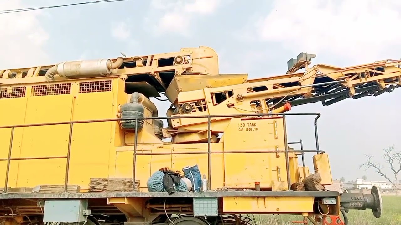 Railway viral video Soil cleaning machine by stone on rail line