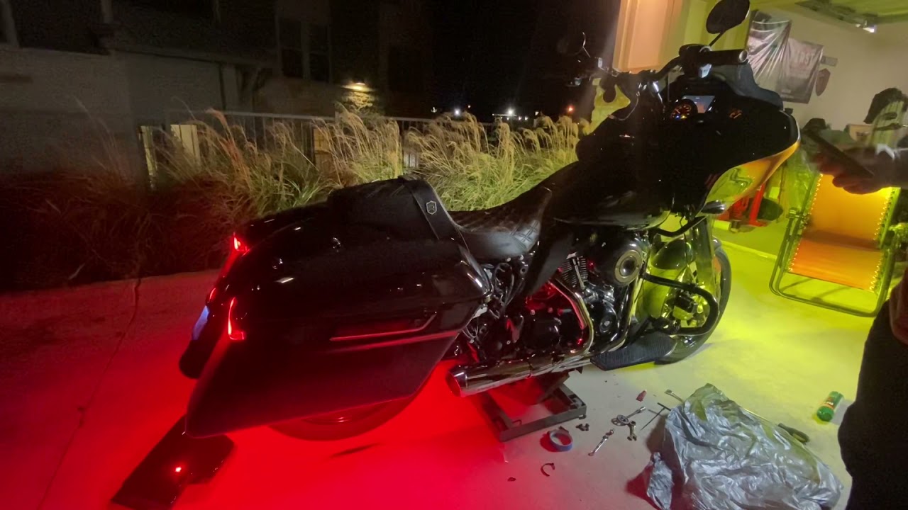 Bassani 2-1 short | M8 Bagger first startup #performancebagger #roadglide #bassani