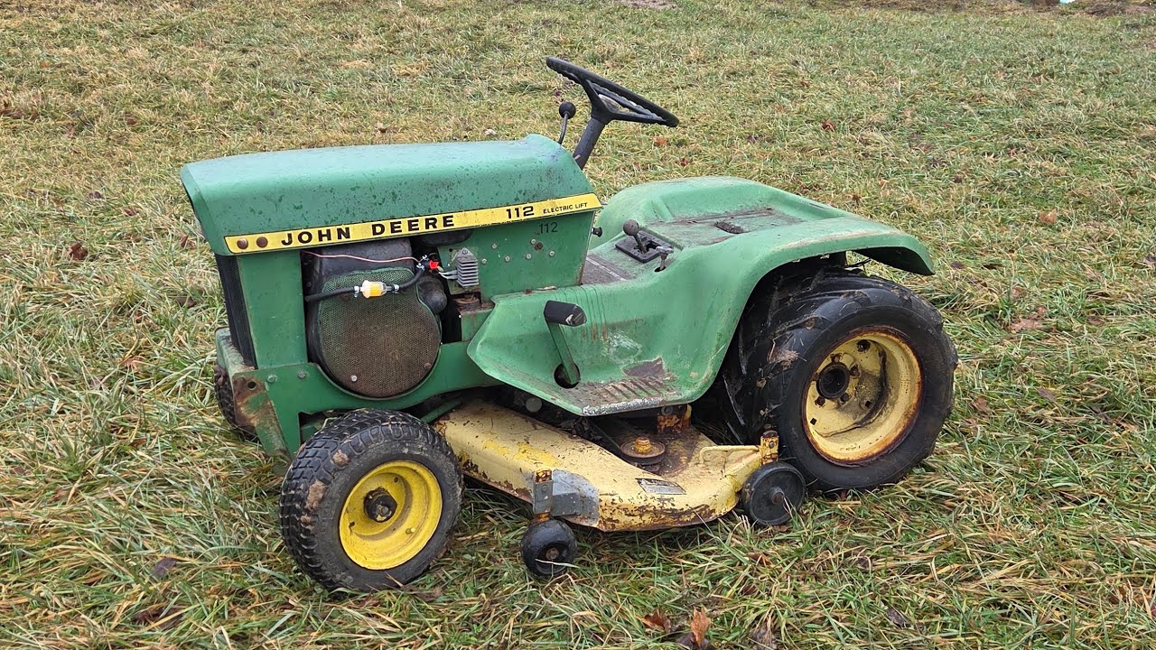 Трактор John Deere 112 1974 года выпуска, годами лежал на складе, заведется ли он???