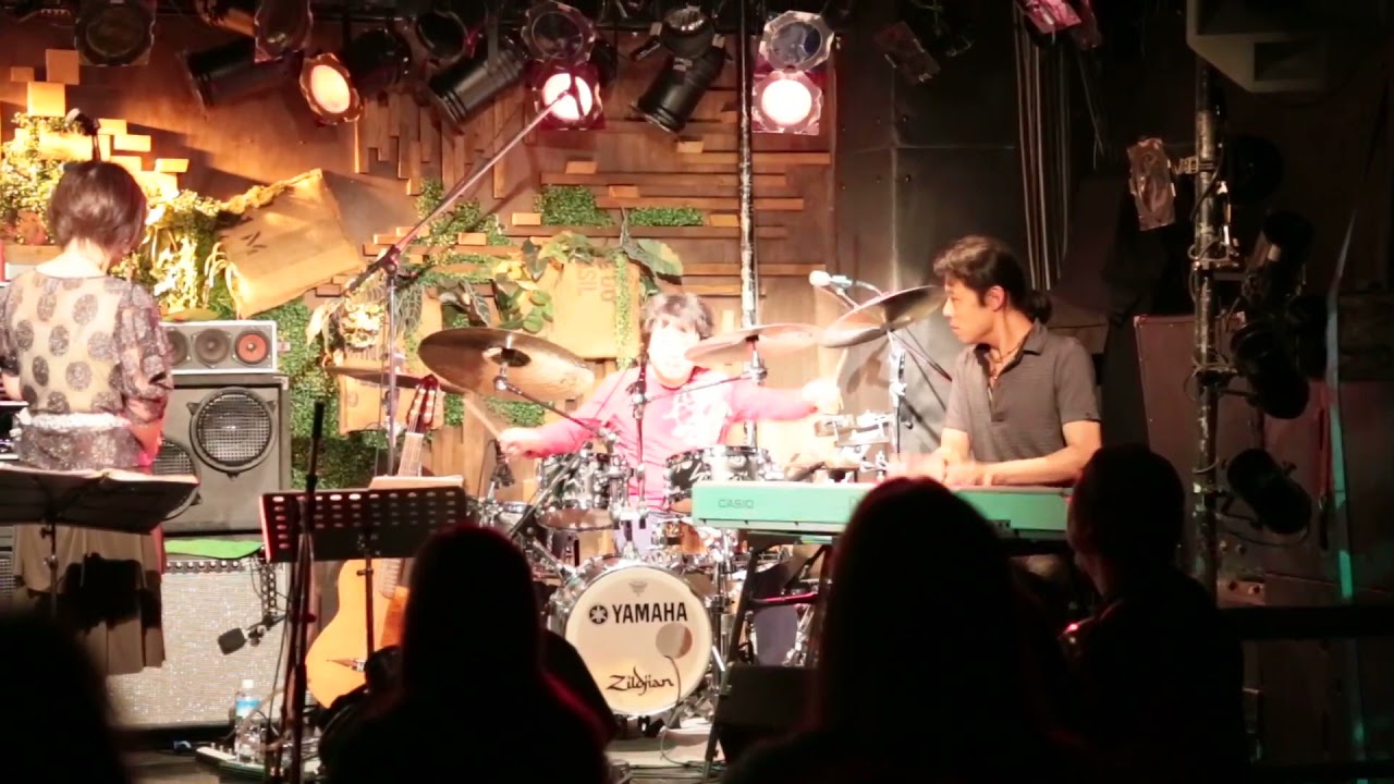 ファンキー末吉vs菅沼孝三ドラムバトル
