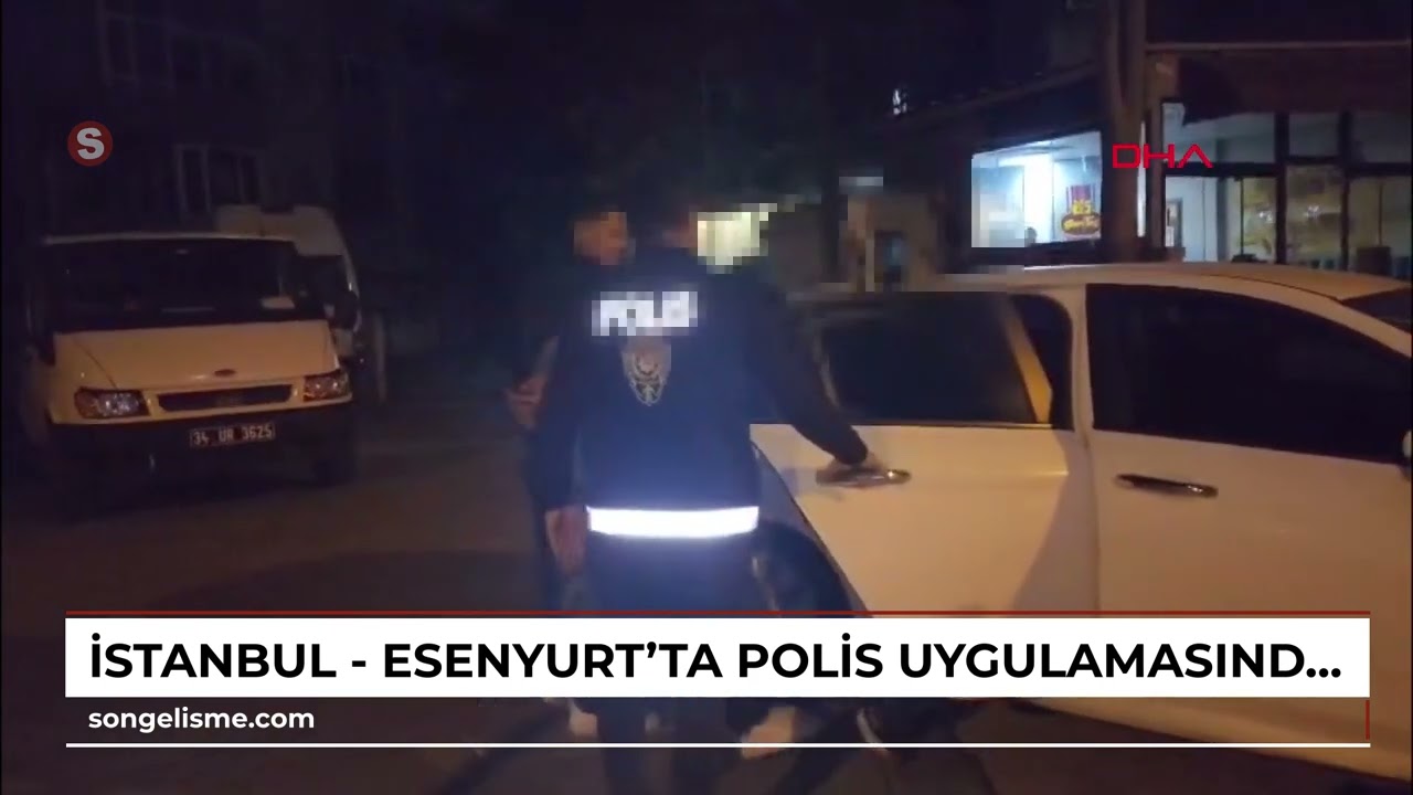 İstanbul - Esenyurt’ta polis uygulamasından kaçan 2 şüphelinin silahlı saldırı için keşif yaptığı...