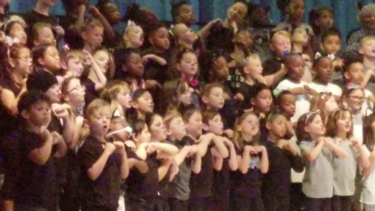 Baker Place Elementary, 1st grade play