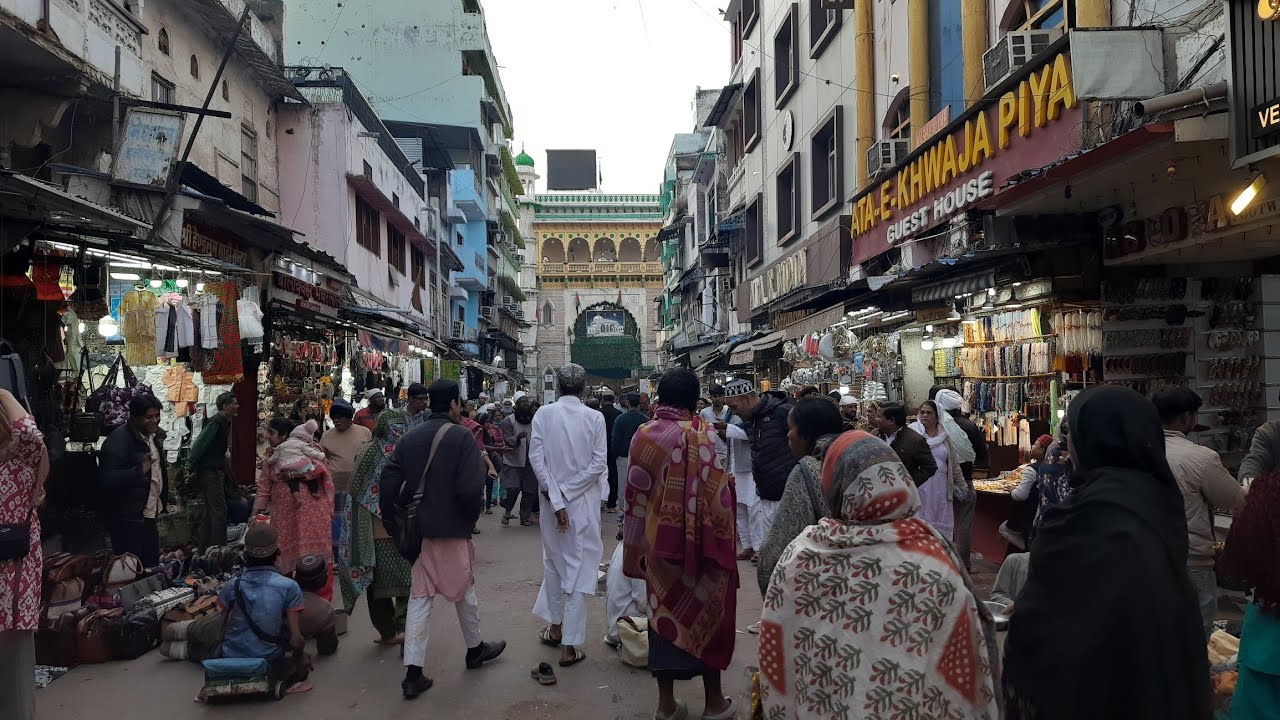 9/2/26 Aaj Monday Ke Subha Subha Khwaja Garib Nawaz Ke Dargah Or Dargah Bazar Ka Mahaul Kay Hai😍👆 