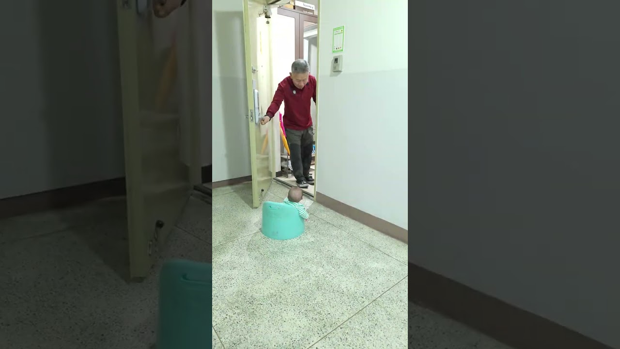 태어나서 처음 ㅣ 몰래방문 ㅣ 외할아버지 반응 😁188일