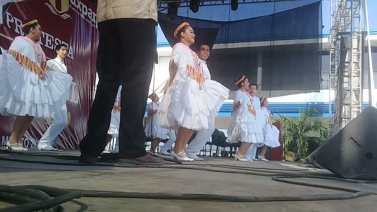 31 DIC 2021 TUXPAN PLAZA CIVICA V&Igrave;DEO 4