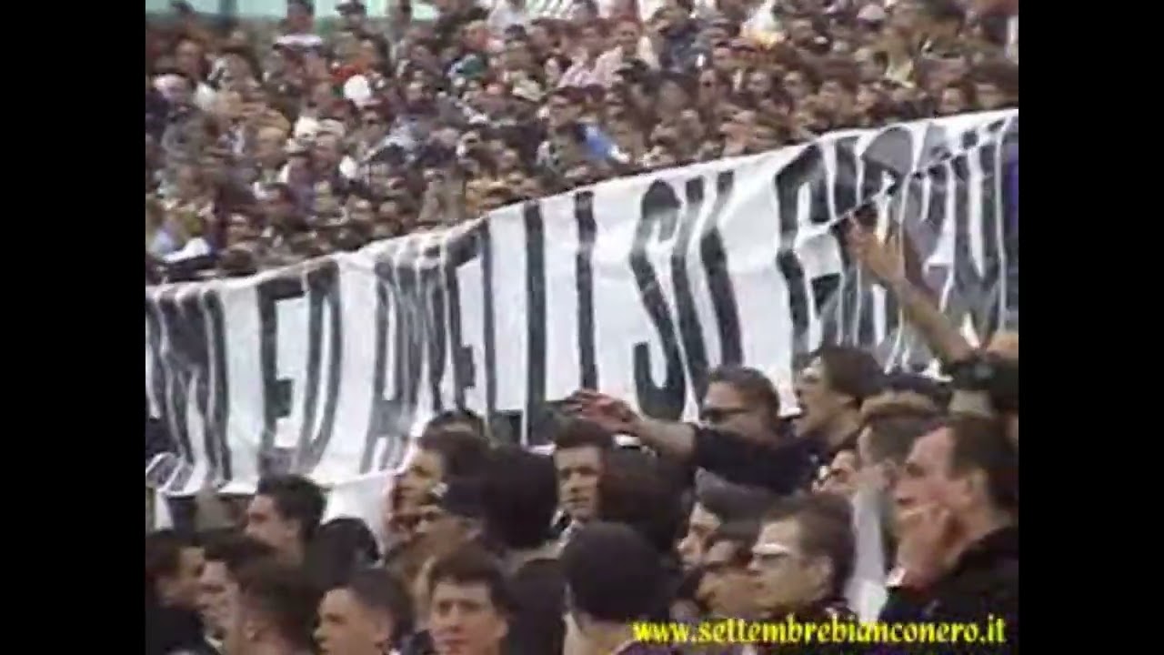 Ancona - Ascoli 2002/2003 ultras Ascoli in trasferta - settore ospiti - uscita stadio - amarcord