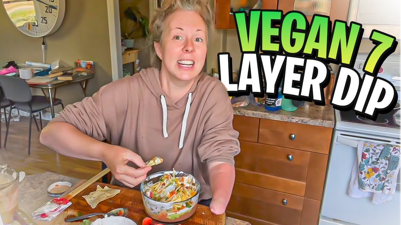 VEGAN 7 LAYER DIP // DELICIOUS + EASY