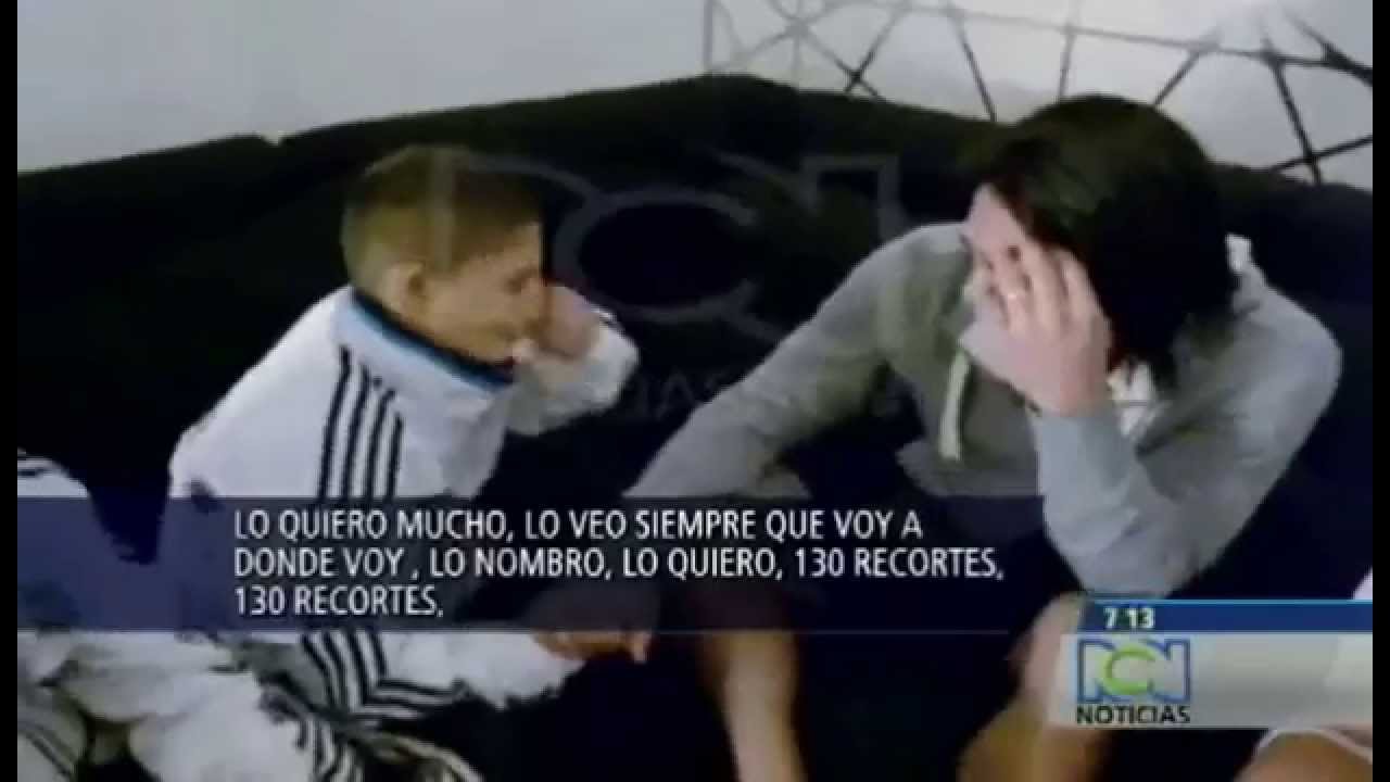 Radamel Falcao llora en entrevista con niño