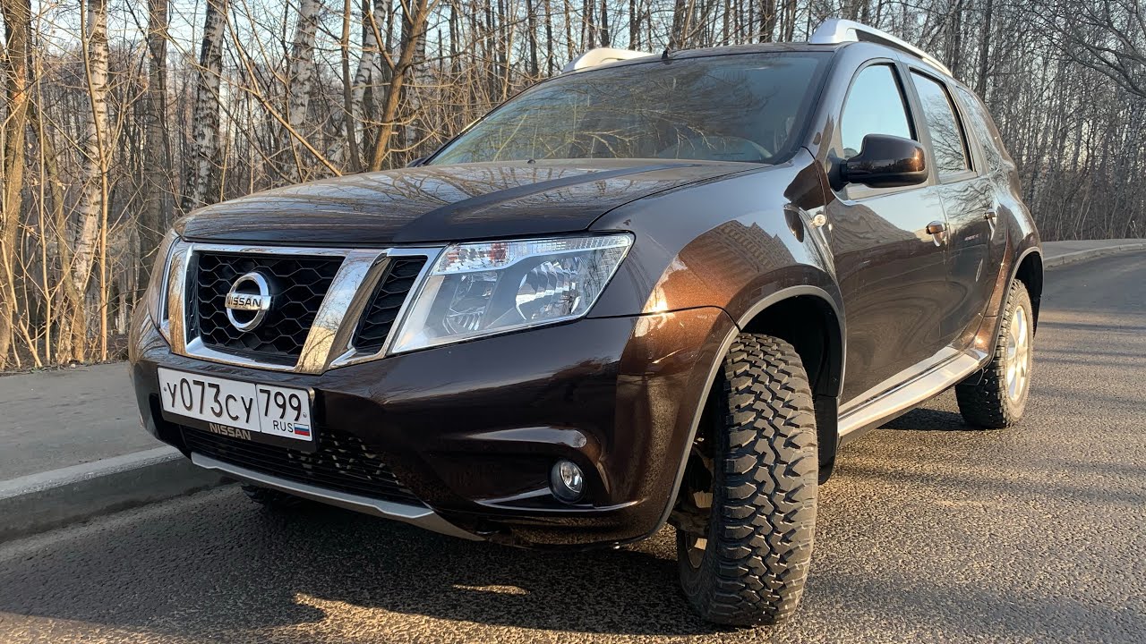 Взял Nissan Terrano  - нацепил злые шины, погнал на бездорожье!