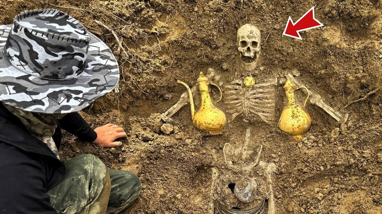 Охота за сокровищами с металлоискателем! Мы нашли гробницу короля, полную сокровищ❗️