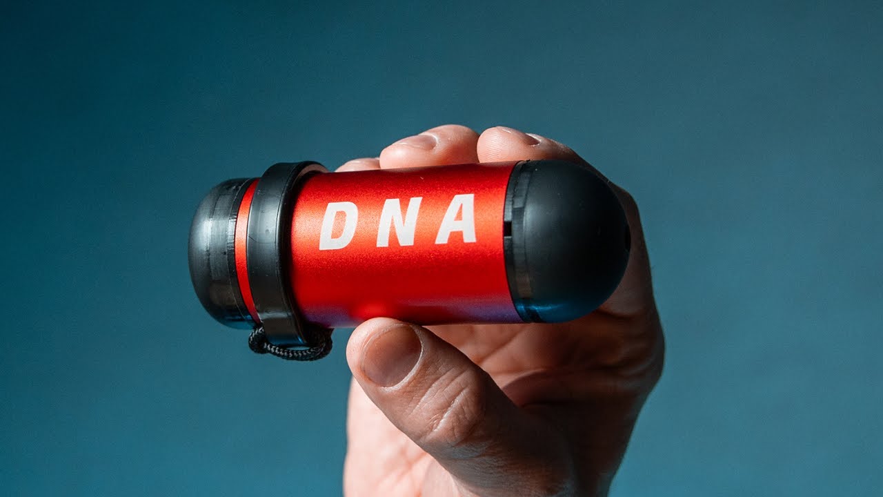 DNA: Unboxing & Assembly