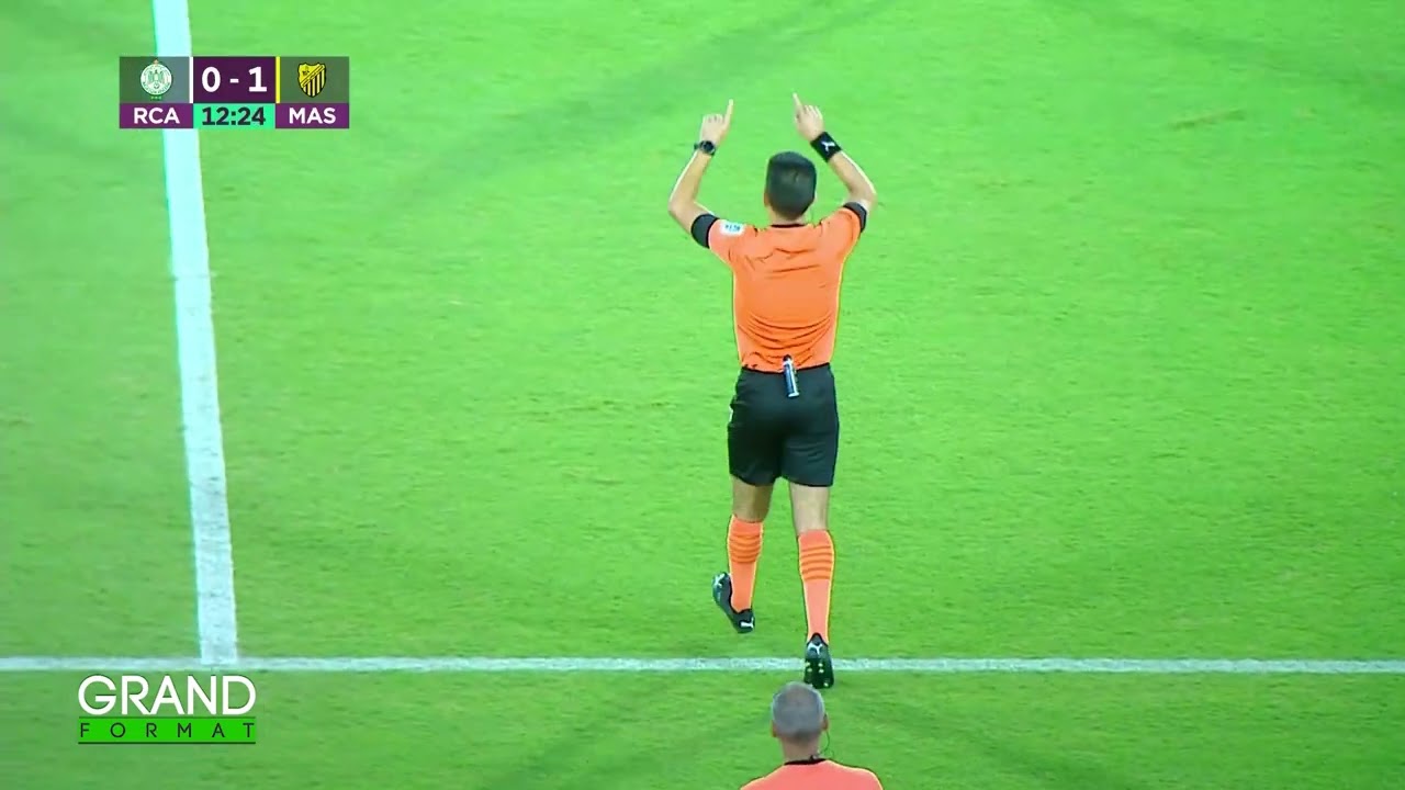 الرجاء الرياضي يتعادل أمام ضيفه المغرب الفاسي
