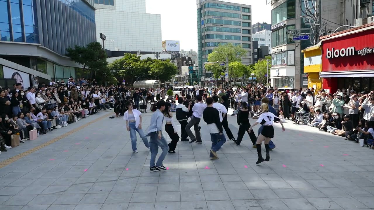 ARTBEAT(아트비트) Opening - LIP GLOSS(THE BOYZ) | Sinchon Busking