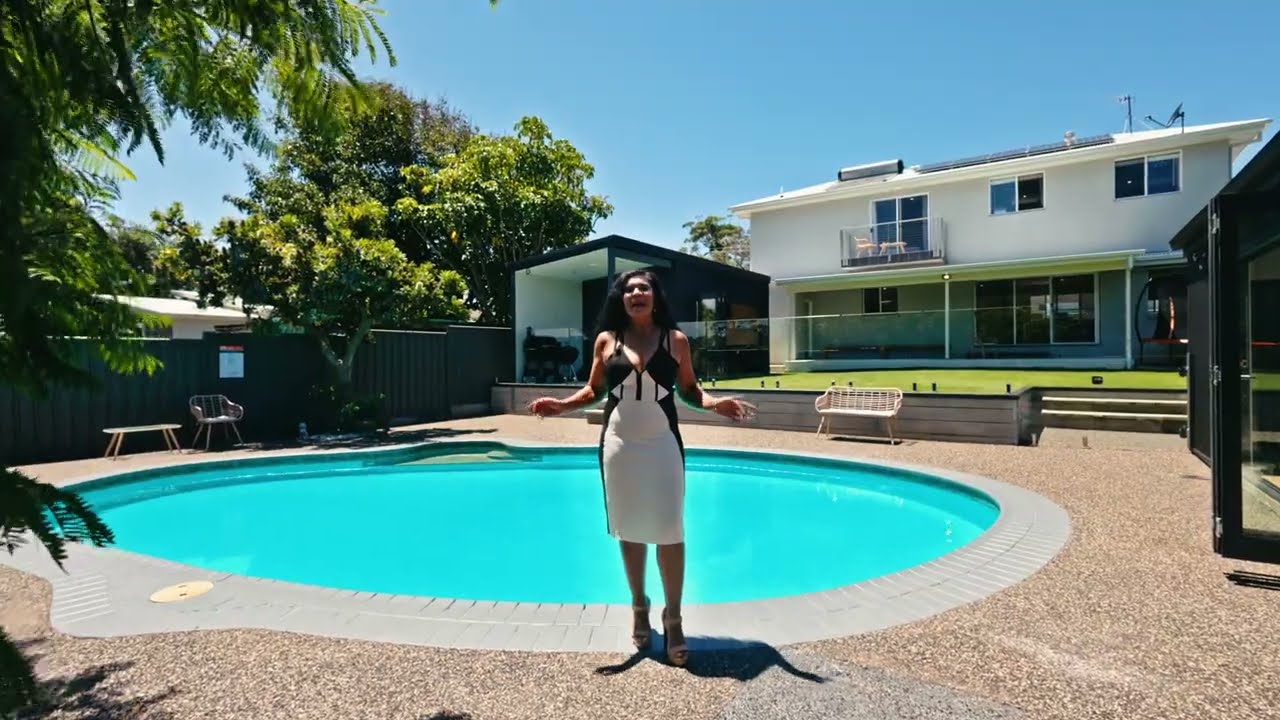 193 Macquarie Grove, Caves Beach Presented By Shanti Page