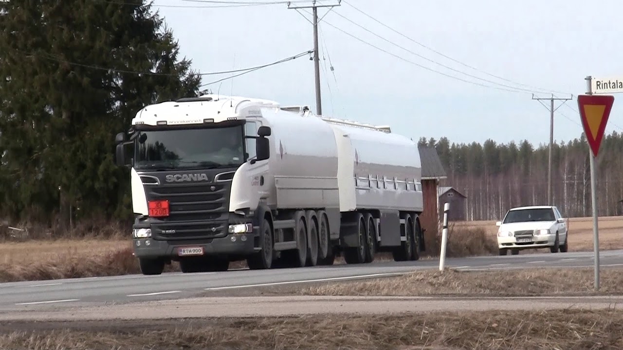 Pääsiäisviikon liikennettä 2020 - Road 66 traffic