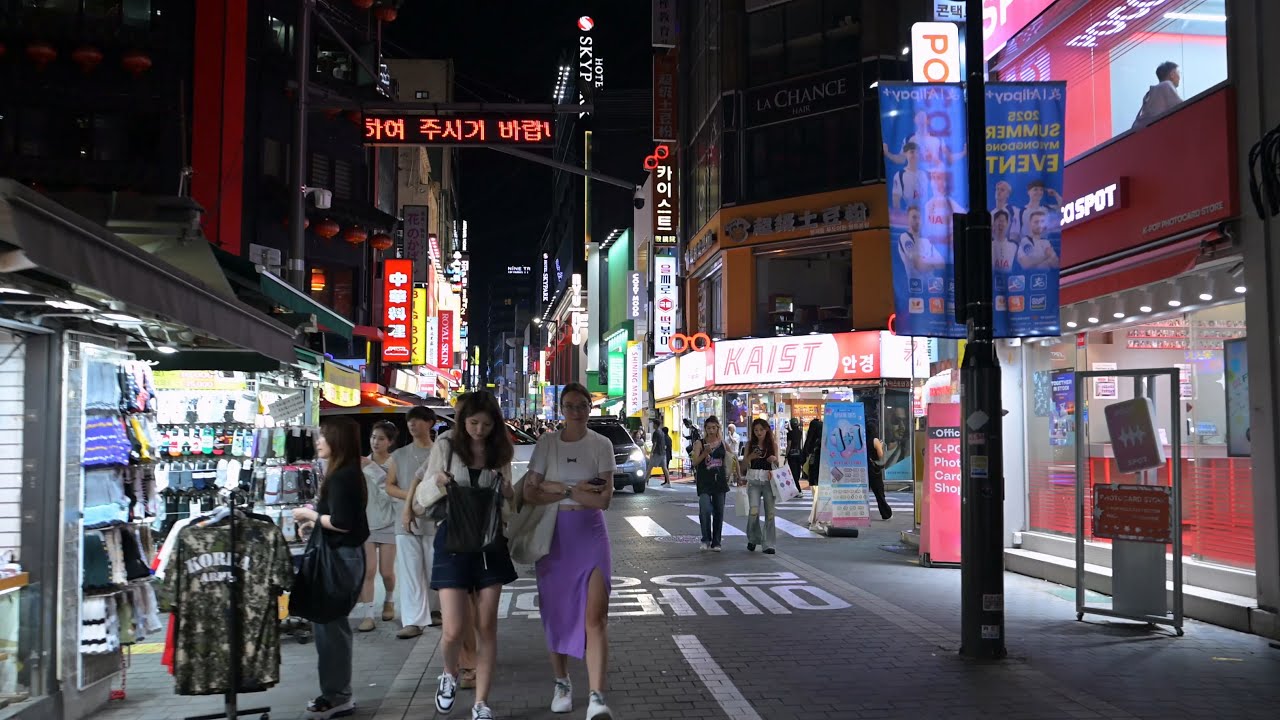 외국인들이 여전히 많은 명동 걷기 A walk in myeongdong full of huge foreign tourists 4K. #명동#걷기#myeongdong#seoul#明洞