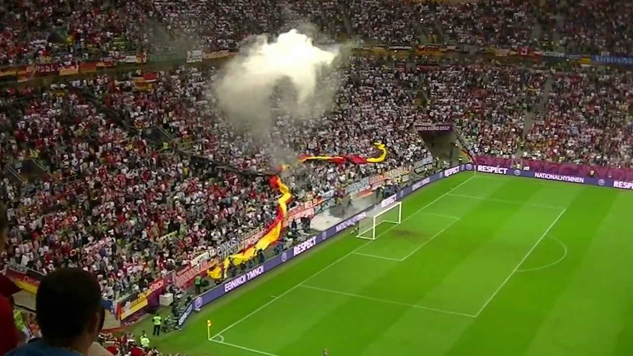 Euro 2012: The National Anthem of Greece (Greece-Germany) / Grecja-Niemcy. Hymn Grecji