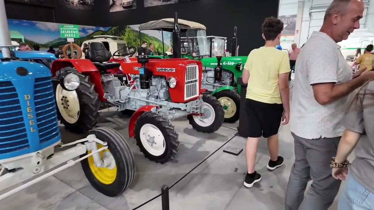 Muzeum Motoryzacji WENA w Oławie - Szybki Obchód (4K; 60 klatek)
