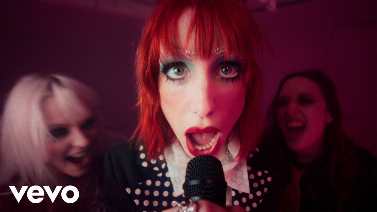 Chandler Leighton - LOSIN&rsquo; MY MIND (Official Video)