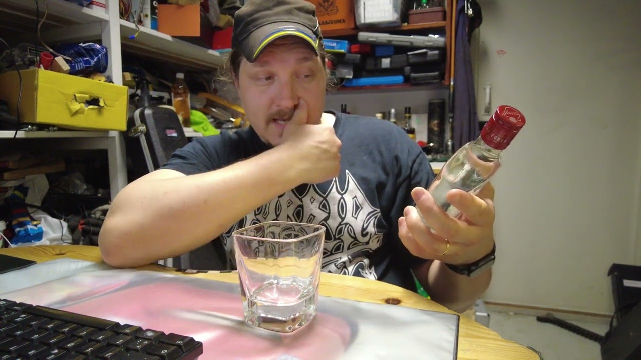 Parhaimmanmakuisen viinan etsintä - Smirnoff Vodka 37,5%