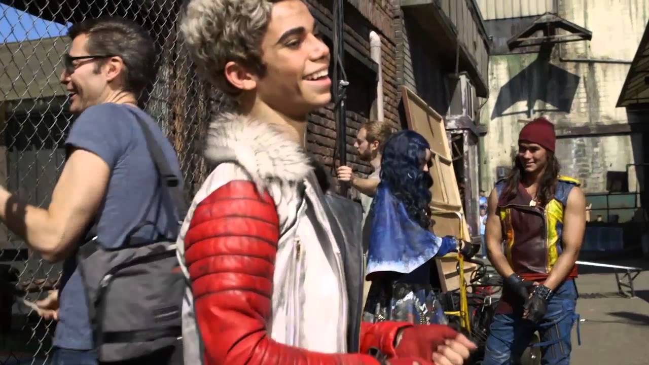 Descendenții (Descendants): Din culise - Insula Pierduților. Doar la Disney Channel!